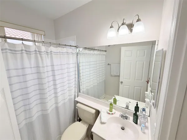 $3,200 | 4965 Southwest 153rd Avenue, Davie, FL 33331