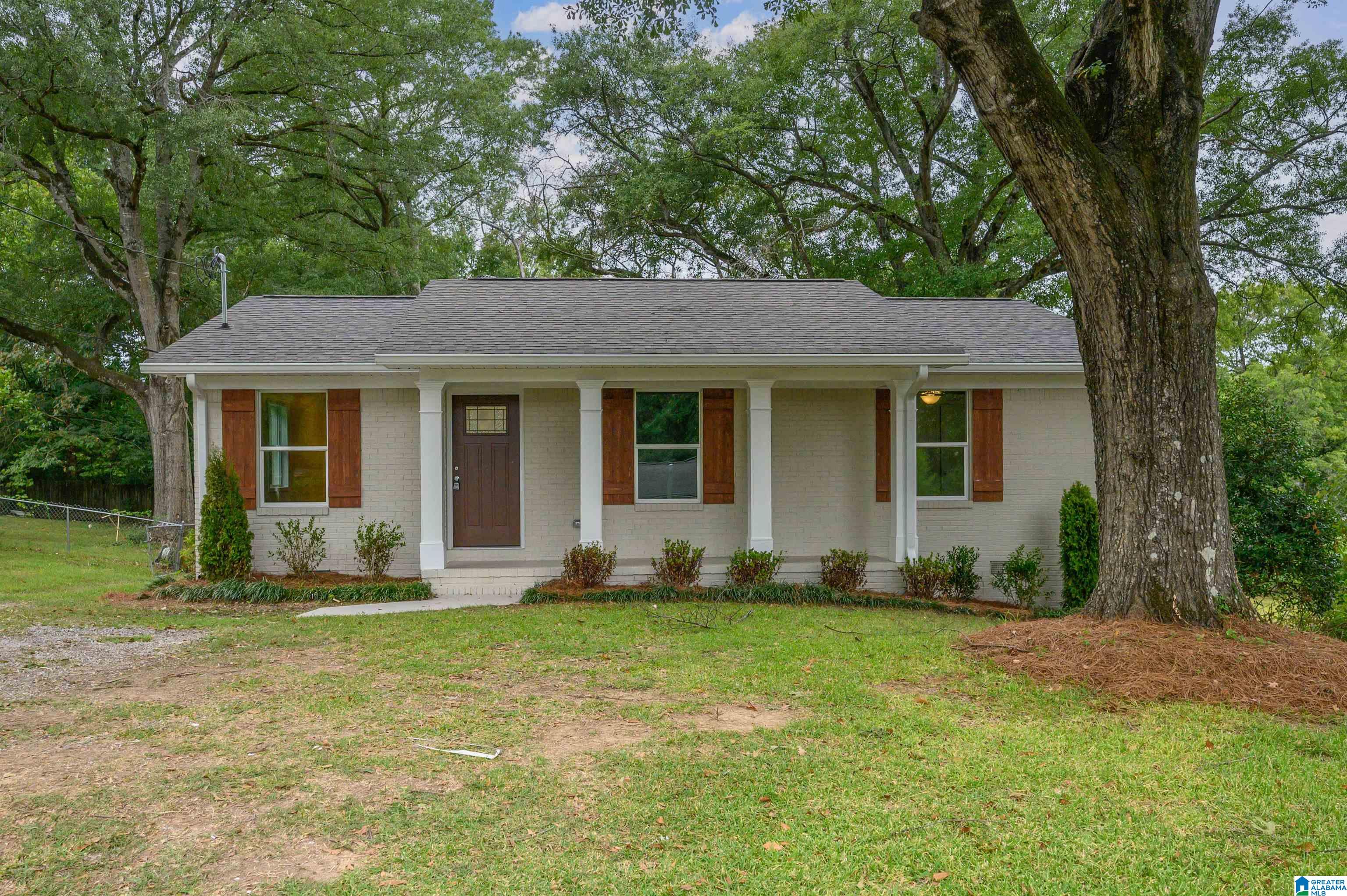 312 8th Street Southwest Alabaster, AL 35007 - Photo 1 of 43