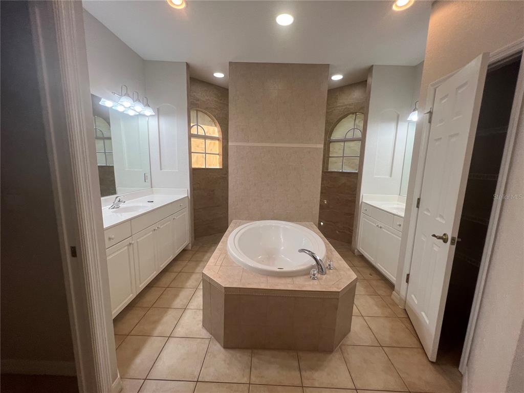4110 Polynesia Road North Port, FL 34288 - Photo 29 of 43 Gallery Image 29