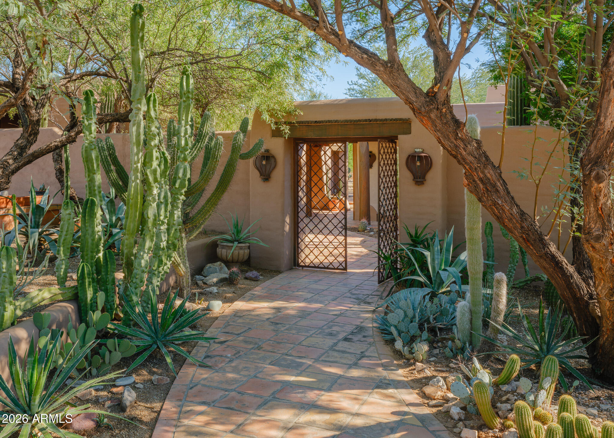 5507 North Palo Cristi Road Paradise Valley, AZ 85253 - Photo 12 of 41 Listings_5507_N_PaloCristiRd_Images-53