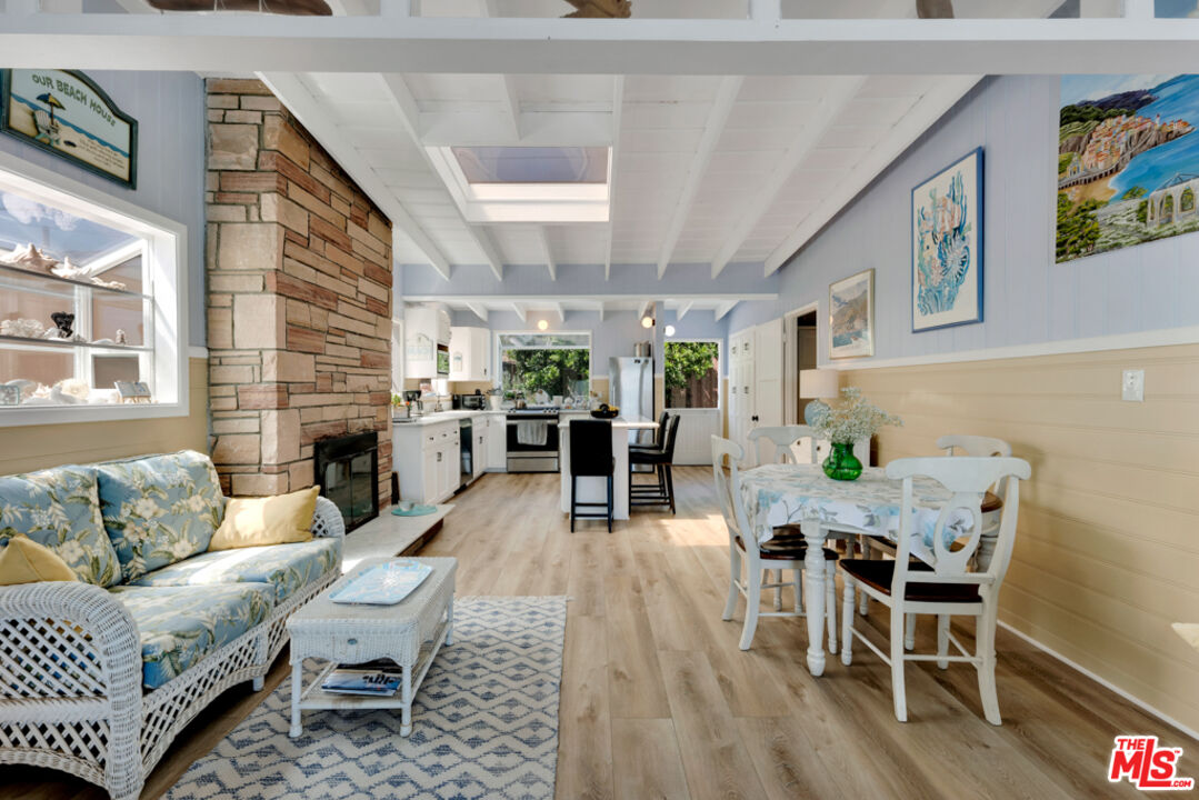 24528 Malibu Road Malibu, CA 90265 - Photo 14 of 68