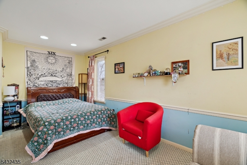 118 Coppertree Court Edison, NJ 08820 - Photo 15 of 38