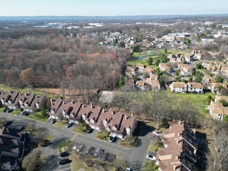 118 Coppertree Court Edison, NJ 08820 - Photo 30 of 38