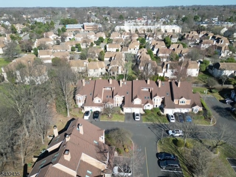 118 Coppertree Court Edison, NJ 08820 - Photo 31 of 38