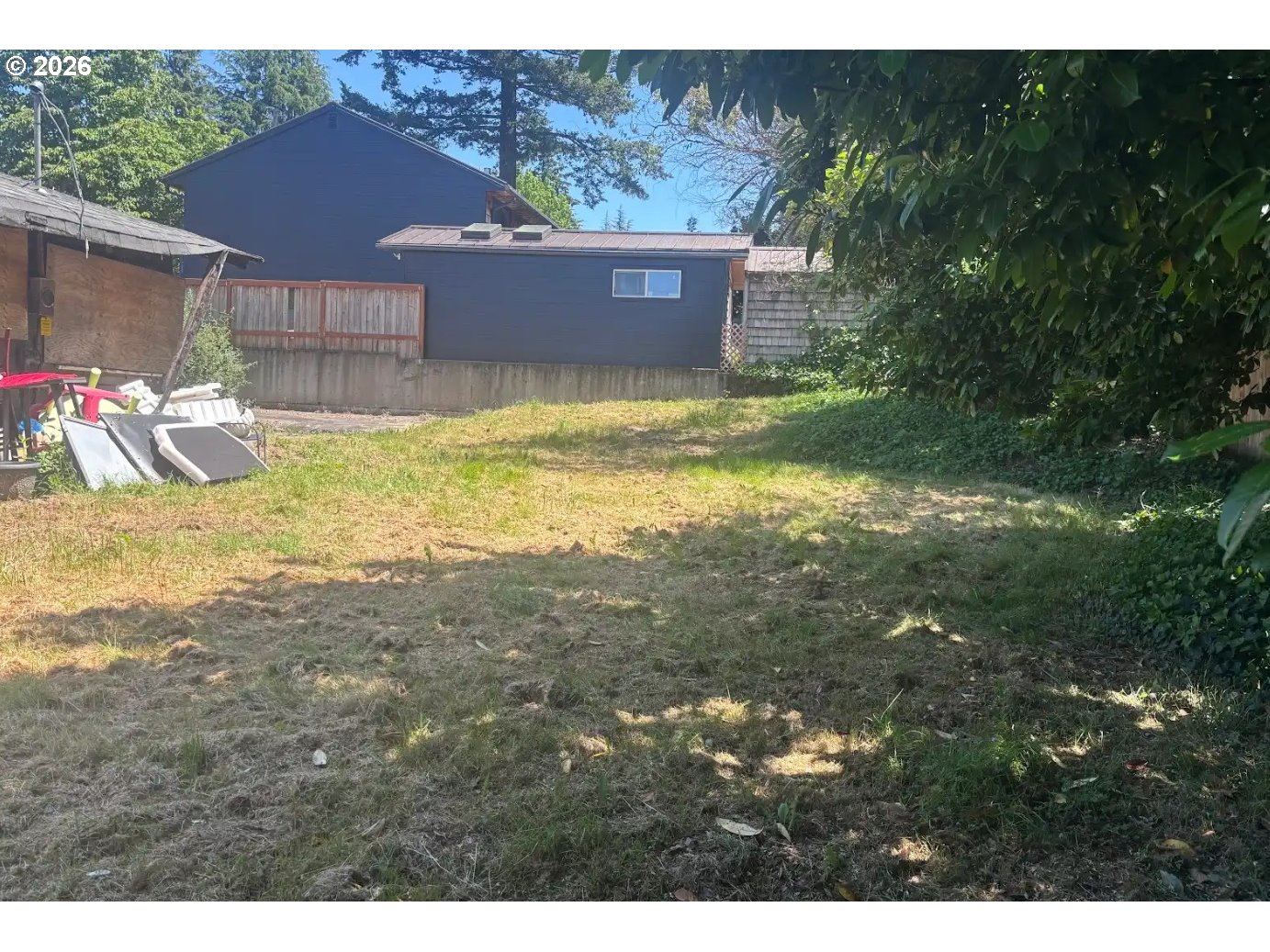 6166 Southwest Wilbard Street Portland, OR 97219 - Photo 5 of 11