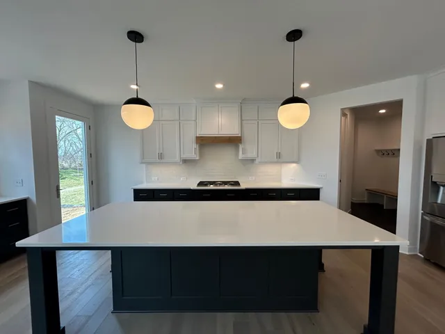 $964,365 | 4097 Arbor Drive, St. Paul, MN 55129