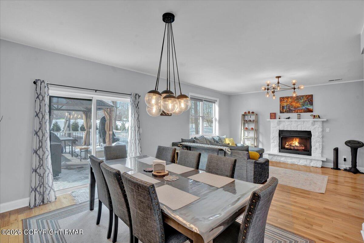 3223 Willow Grove Road Pocono Summit, PA 18346 - Photo 15 of 34 Dining Area