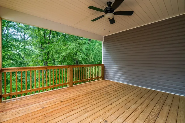 $384,900 | 156 Grand Oak Circle, Pendleton, SC 29670