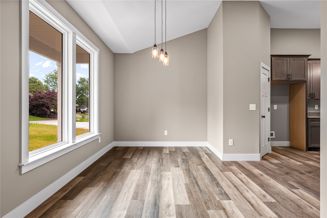 156 Grand Oak Circle Pendleton, SC 29670 - Photo 4 of 38