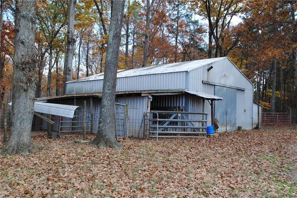 11628 Abernathy Road Charlotte, NC 28216 - Photo 17 of 24 Gallery Image 17