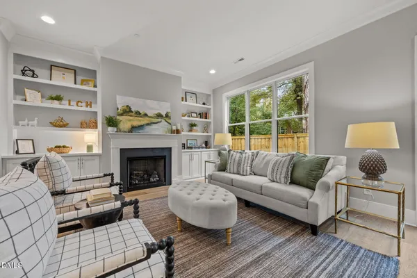 $987,500 | 811 Maple Berry Lane, Unit 105, Raleigh, NC 27607