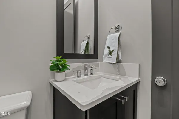 $987,500 | 811 Maple Berry Lane, Unit 105, Raleigh, NC 27607