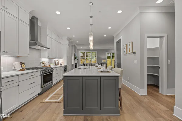 $987,500 | 811 Maple Berry Lane, Unit 105, Raleigh, NC 27607