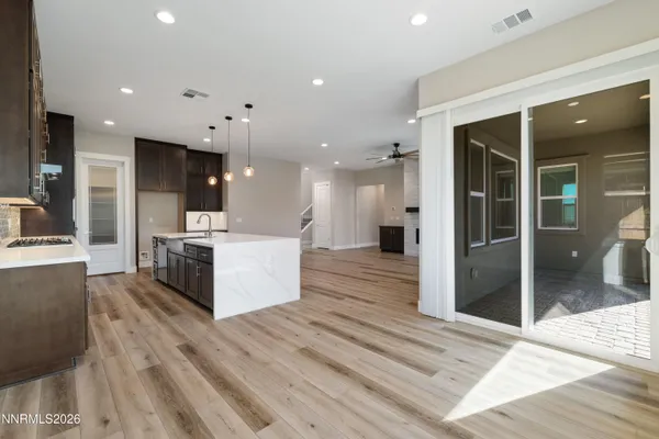 $900,000 | 250 Commodore Drive, Verdi, NV 89439