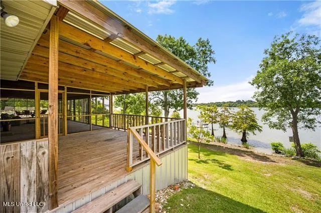 $259,000 | 5887 Highway 565, Jonesville, LA 71343