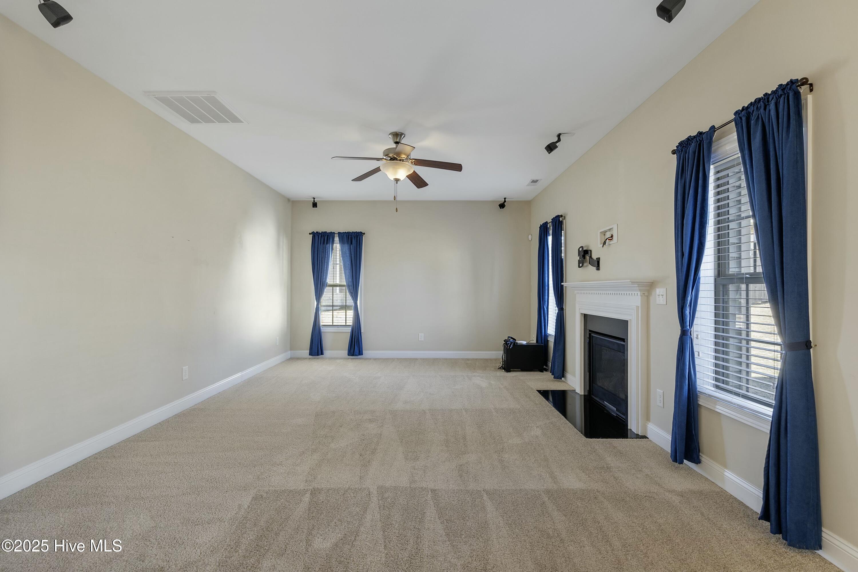 223 Samuel Nicholas Drive Cameron, NC 28326 - Photo 14 of 37 Living Rom