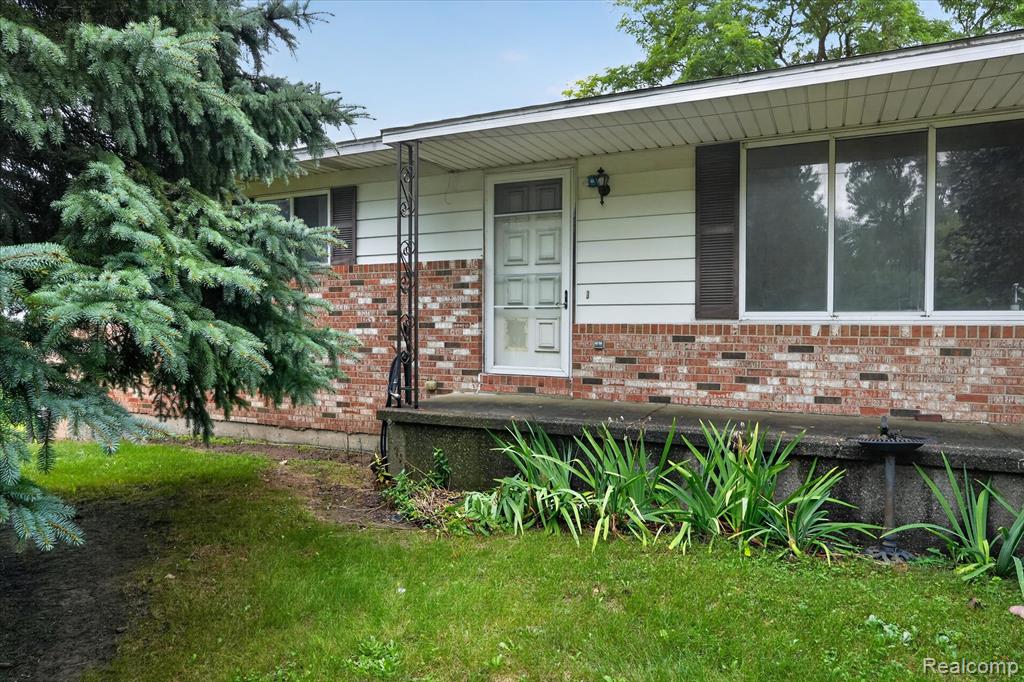 4924 West Caro Road Vassar, MI 48768 - Photo 5 of 43 Gallery Image 5
