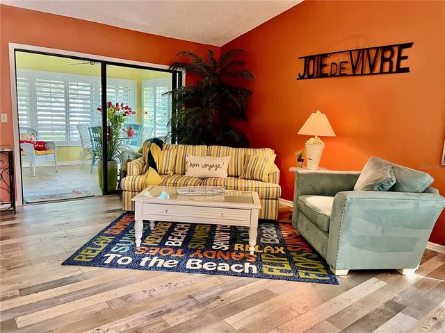 $277,000 | 2150 Elm Street, Unit 605, Dunedin, FL 34698