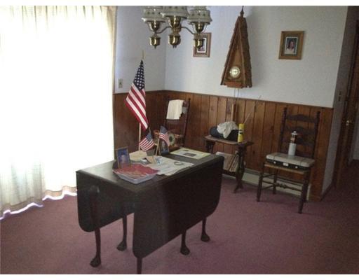 454 Main Road Phippsburg, ME 04562 - Photo 6 of 8 Dining Room.