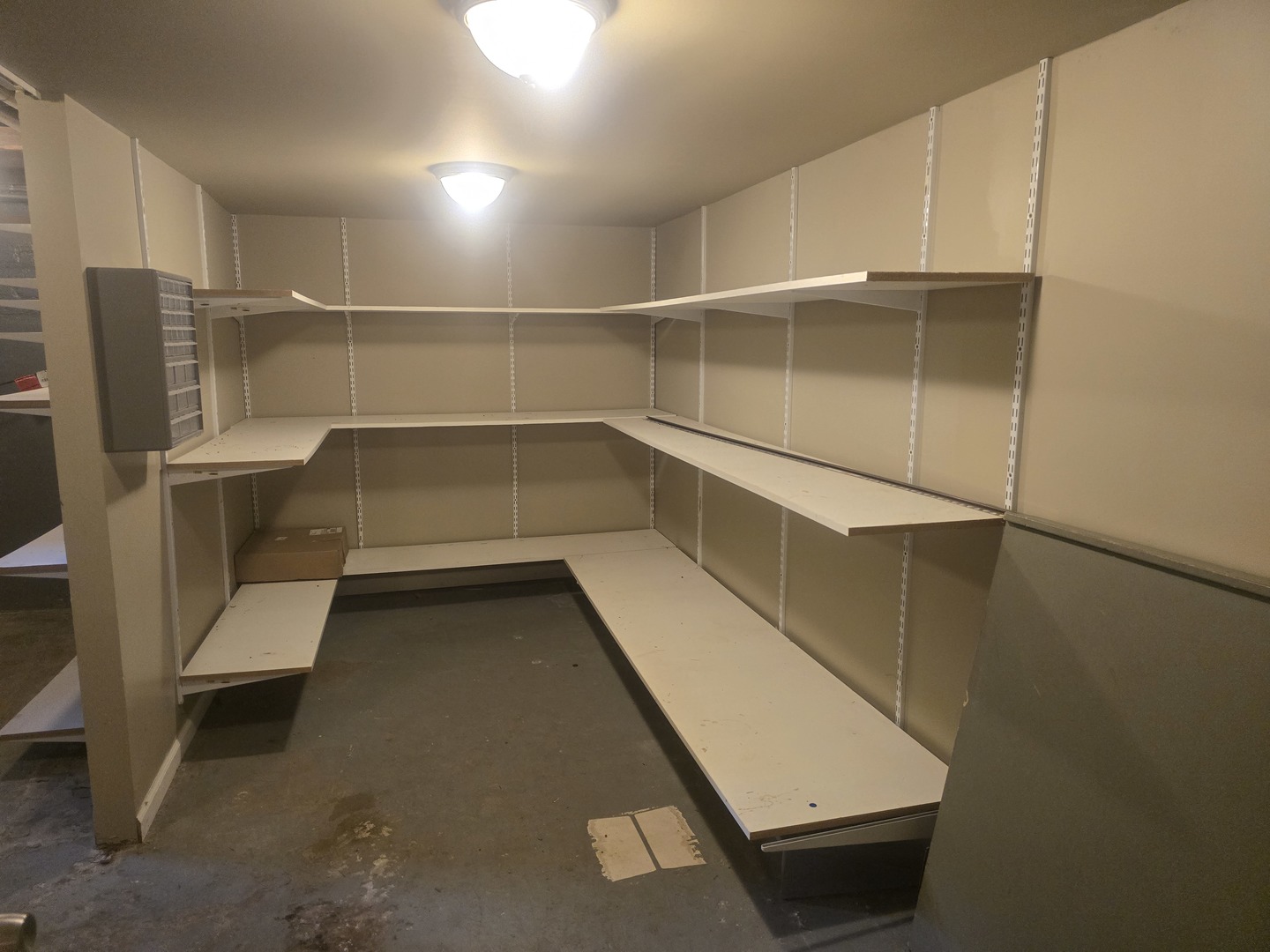 312 Nuttall Road Riverside, IL 60546 - Photo 26 of 35