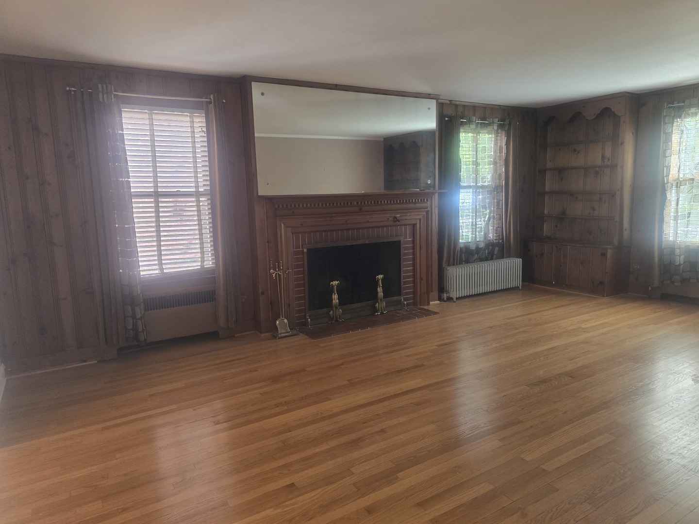 312 Nuttall Road Riverside, IL 60546 - Photo 3 of 35