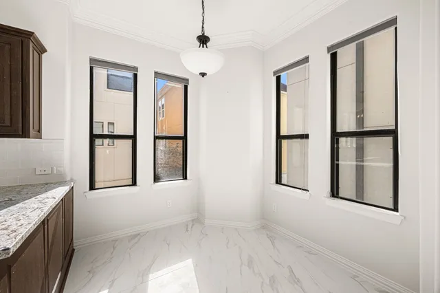 $3,000 | 7227 Laguna Villas, Houston, TX 77036