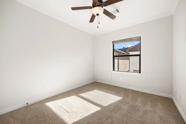 $3,000 | 7227 Laguna Villas, Houston, TX 77036