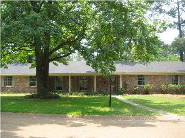 2009 Lake Trace Drive Jackson, MS 39211 - Photo 1 of 10 Photo 1
