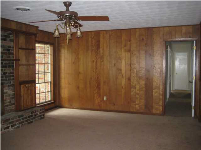 2009 Lake Trace Drive Jackson, MS 39211 - Photo 3 of 10 Photo 3