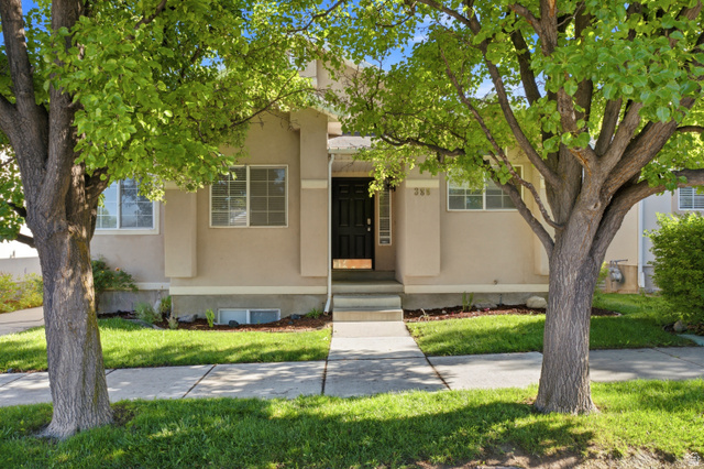 386 Inauguration Road Draper, UT 84020 - Photo 2 of 48