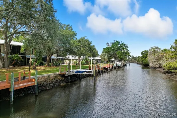 $199,900 | 11322 West Bayshore Drive, Crystal River, FL 34429