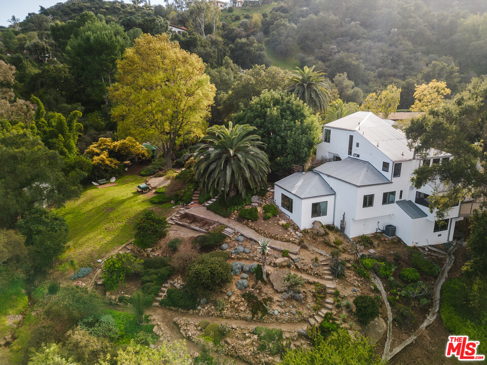 2002 Tuna Canyon Road Topanga, CA 90290 - Photo 45 of 70 a view of a house with a yard