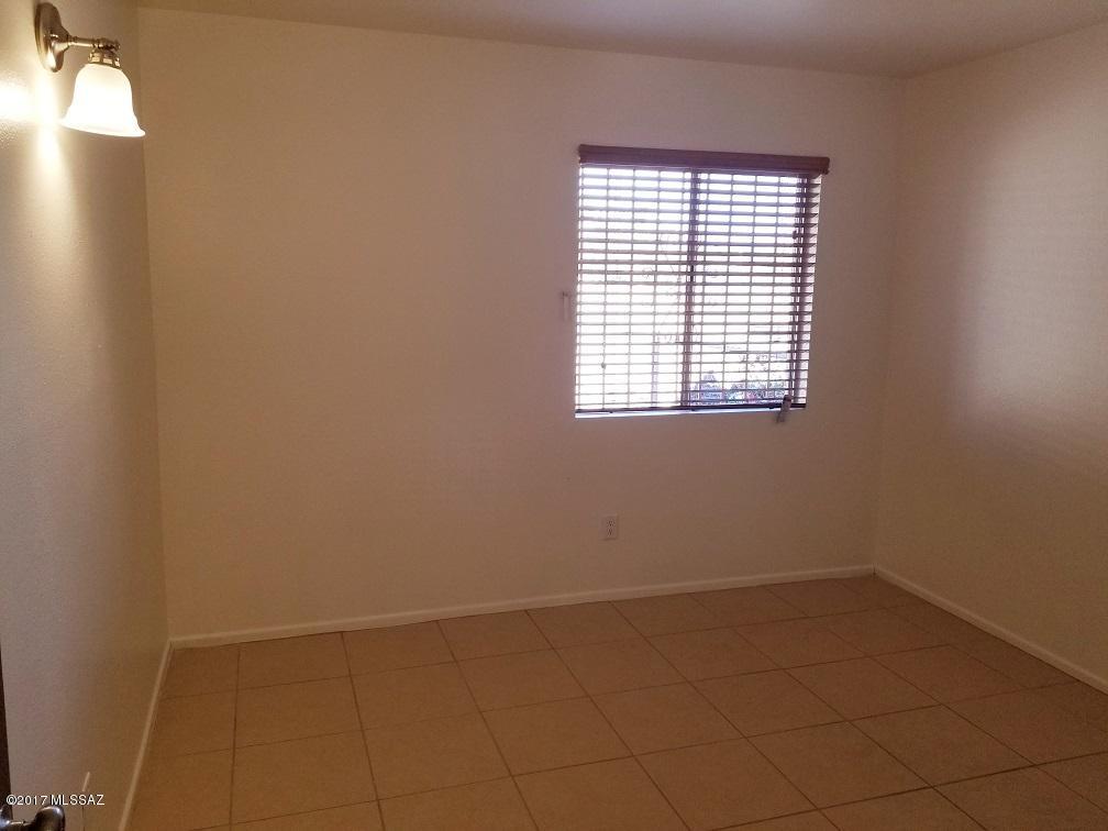 7122 South Missiondale Road, Unit 102 Tucson, AZ 85756 - Photo 9 of 15