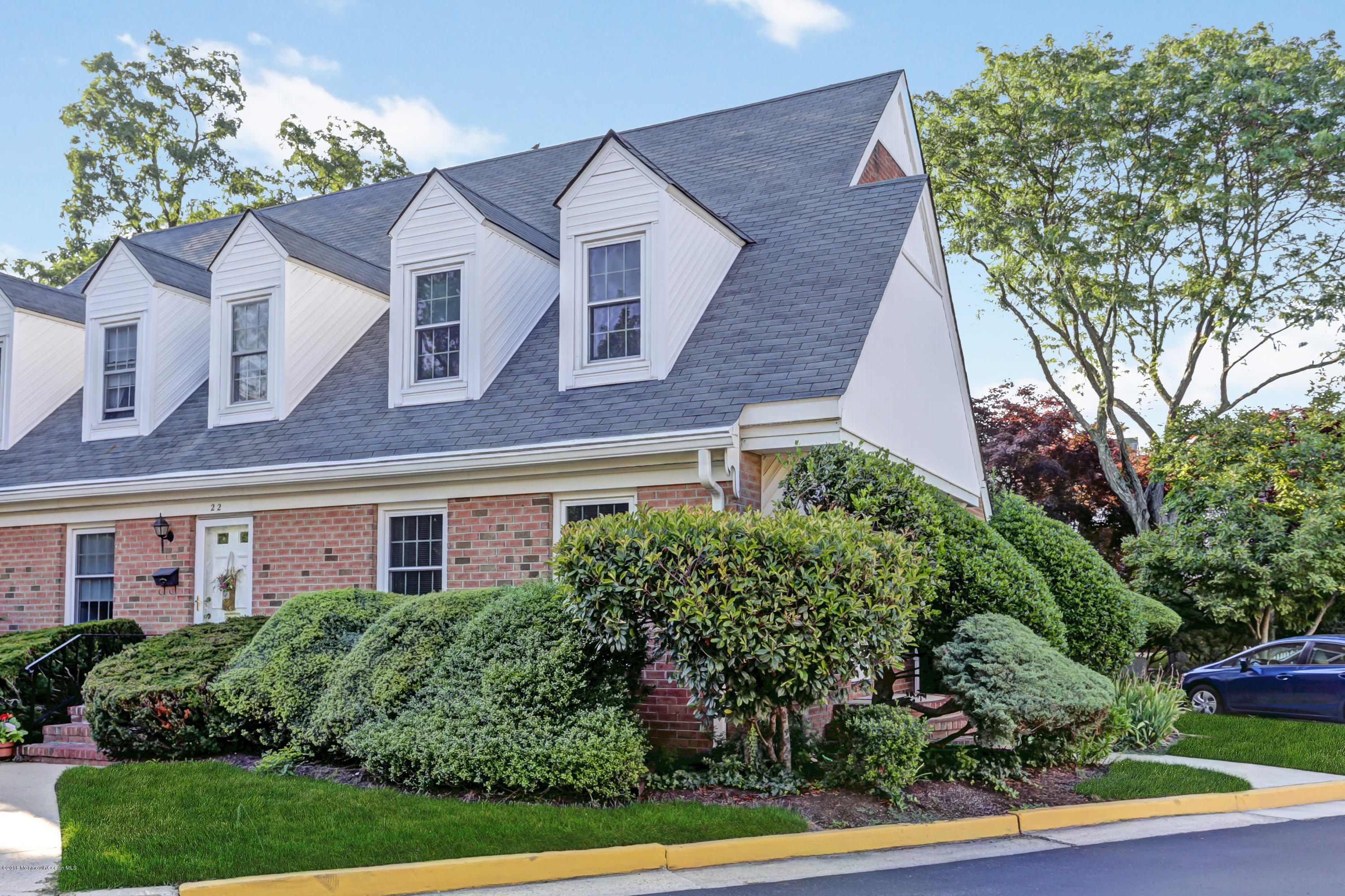 21 Wyckham Road Spring Lake Heights, NJ 07762 - Photo 2 of 22 2