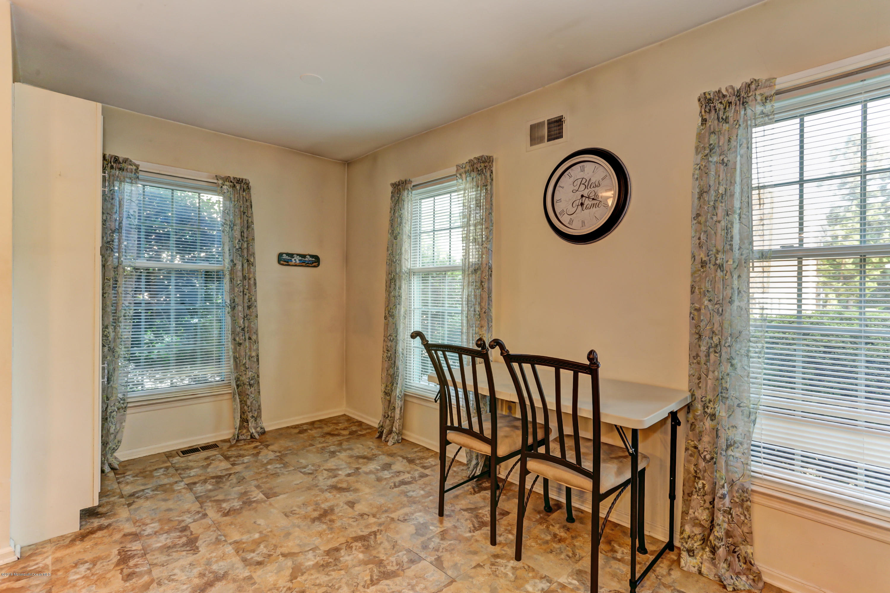 21 Wyckham Road Spring Lake Heights, NJ 07762 - Photo 6 of 22 7