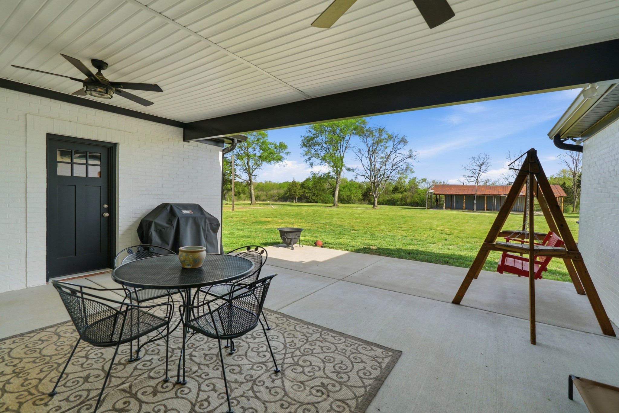 600 Squire Hall Road Shelbyville, TN 37160 - Photo 54 of 69 a view of outdoor space with seating