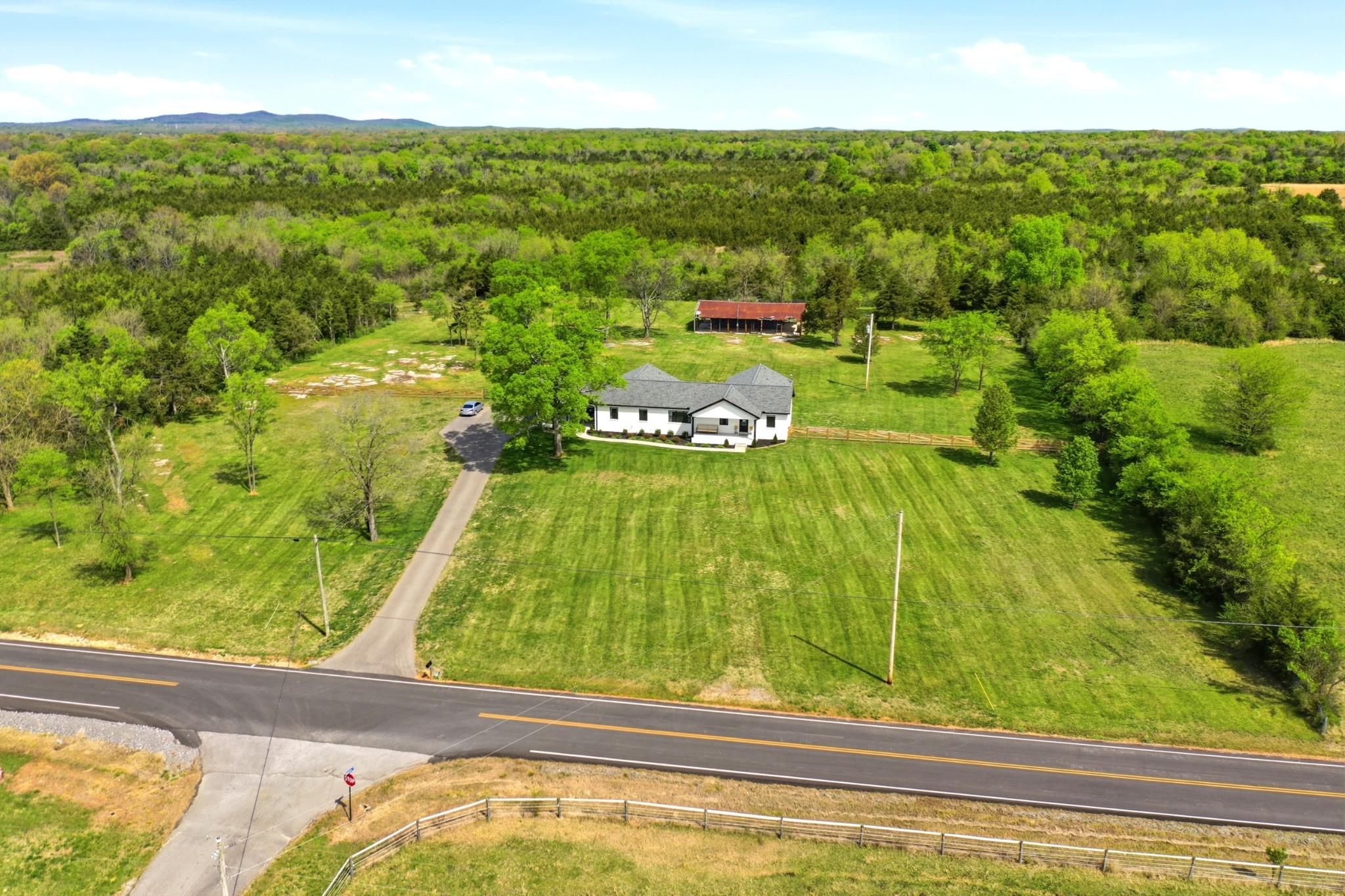 600 Squire Hall Road Shelbyville, TN 37160 - Photo 9 of 69 a view of a swimming pool with a yard