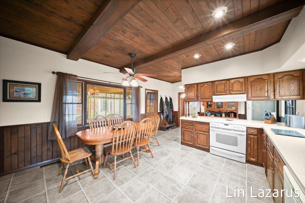 12675 Harder Road Three Rivers, MI 49093 - Photo 22 of 61 15-DSC_2156