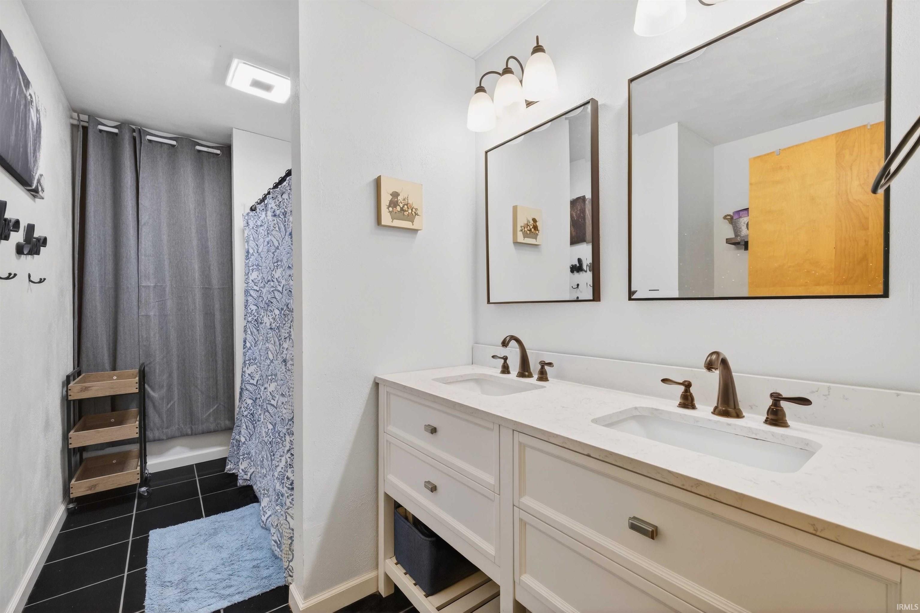 895 Highway 60 Mitchell, IN 47446 - Photo 17 of 36