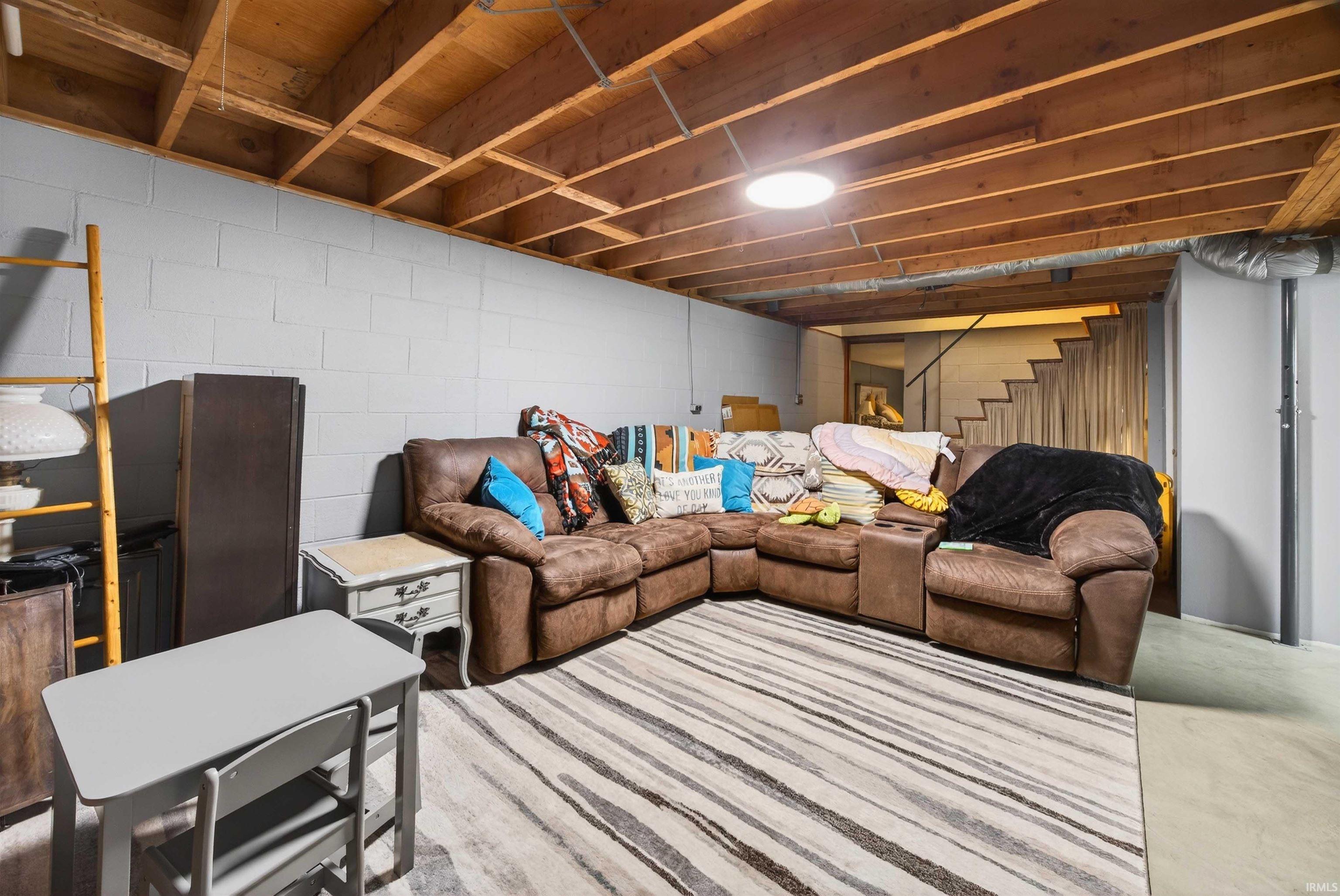 895 Highway 60 Mitchell, IN 47446 - Photo 20 of 36