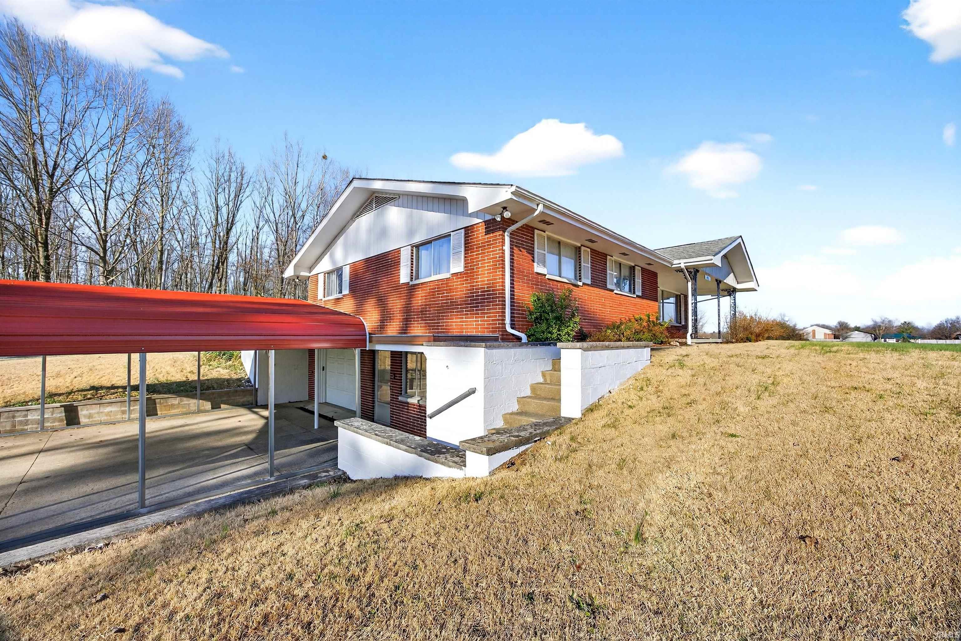 895 Highway 60 Mitchell, IN 47446 - Photo 3 of 36