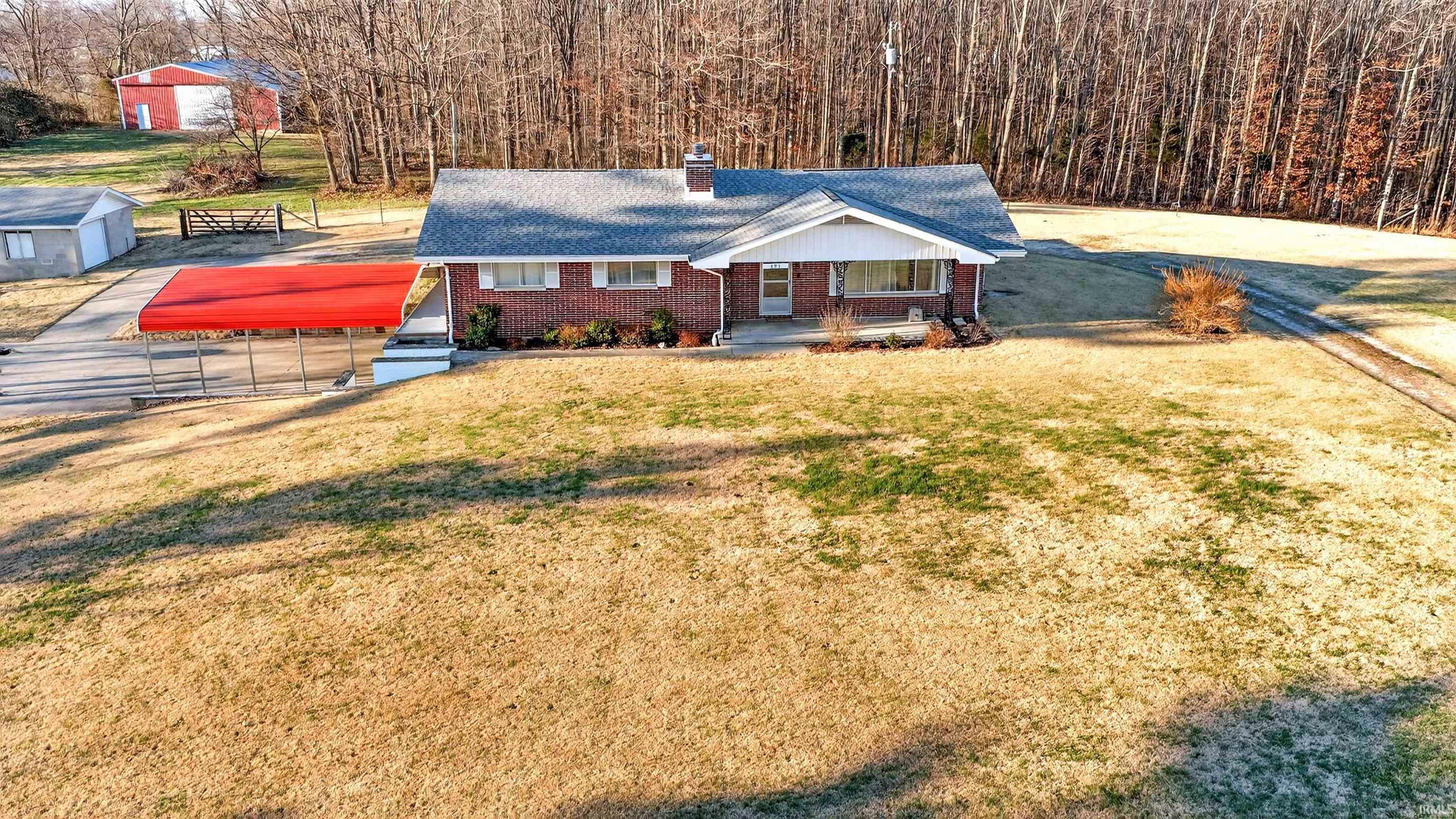 895 Highway 60 Mitchell, IN 47446 - Photo 4 of 36