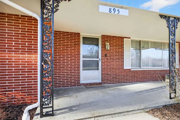 $305,000 | 895 Highway 60, Mitchell, IN 47446