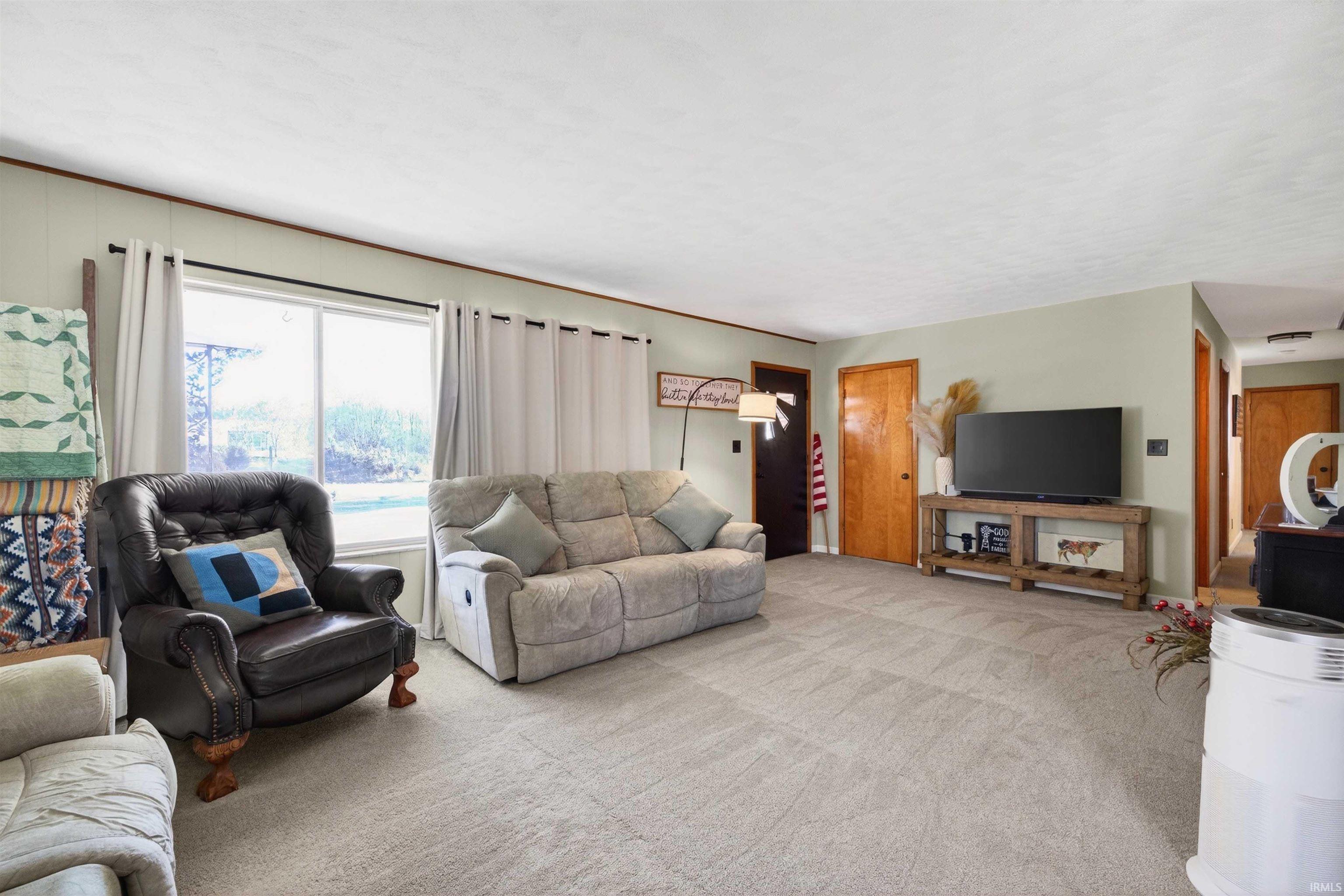 895 Highway 60 Mitchell, IN 47446 - Photo 10 of 36