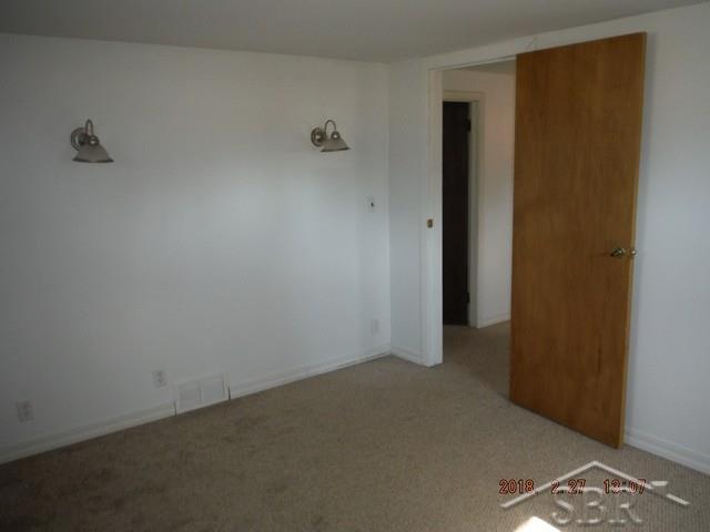 180 Rodd Drive Caro, MI 48723 - Photo 3 of 19 31342113-2.JPG
