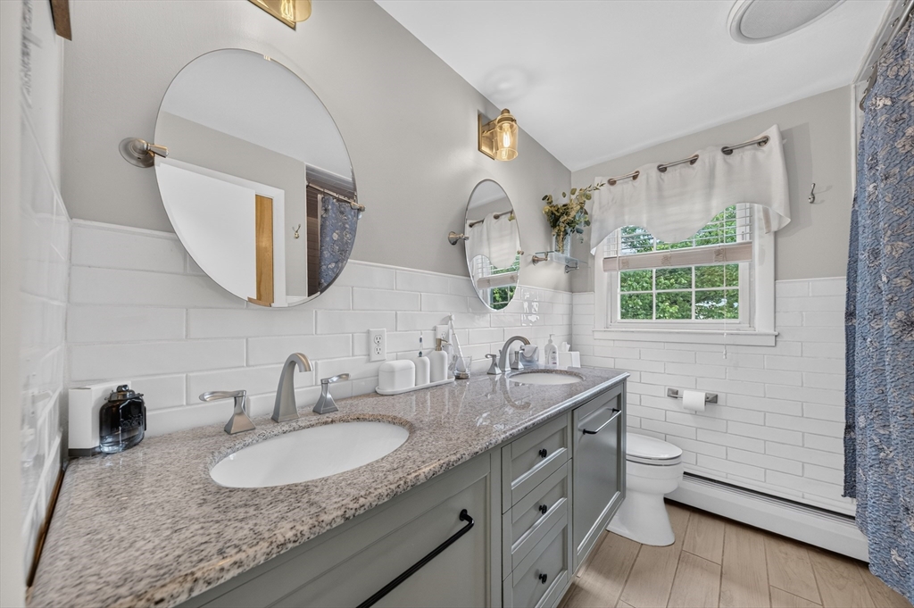 7 Englewood Road Coventry, RI 02816 - Photo 13 of 22