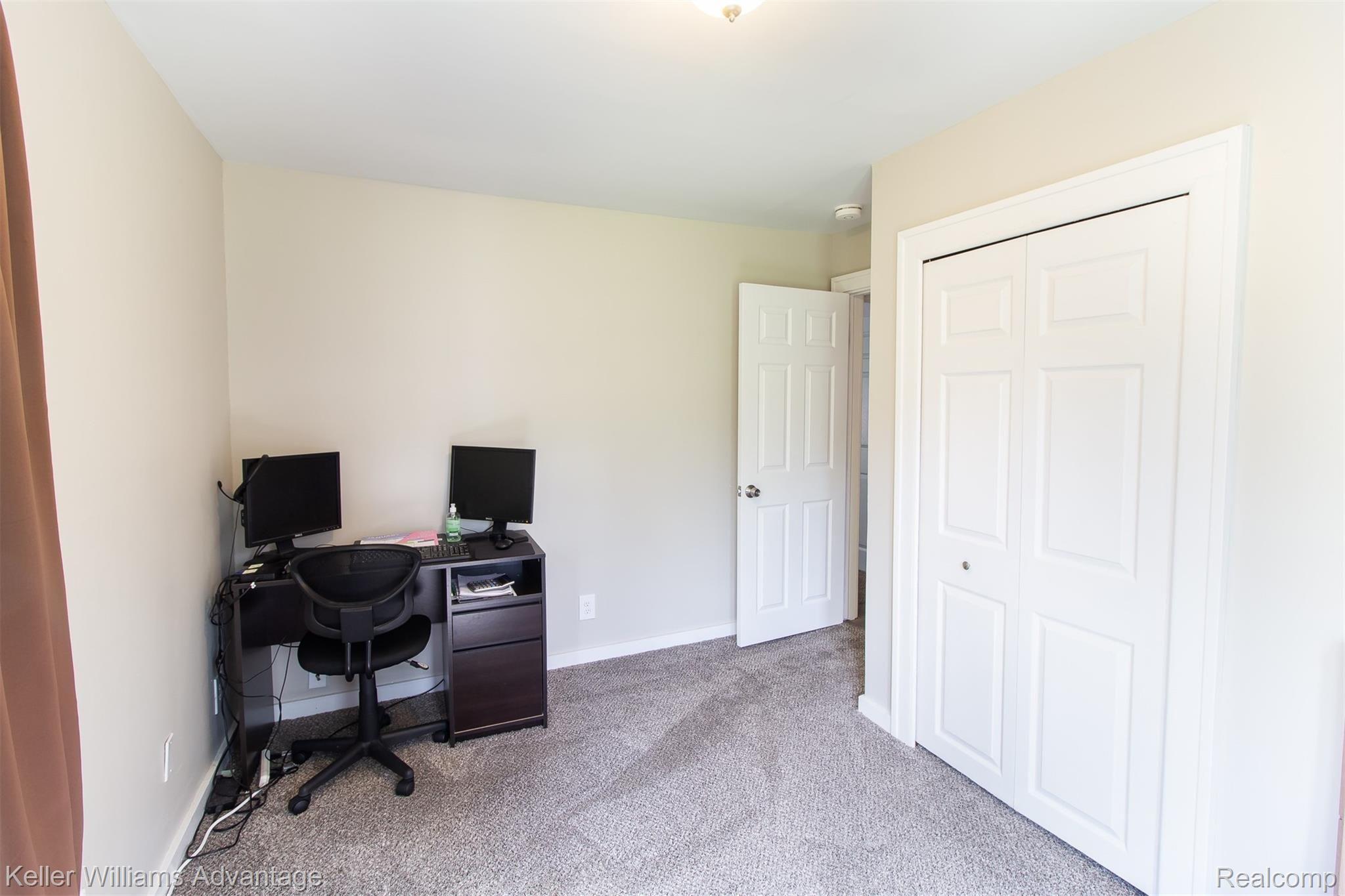 7495 Coldwater Road Flushing, MI 48433 - Photo 18 of 35 ColdwaterRd_7495_BedB_02.jpg