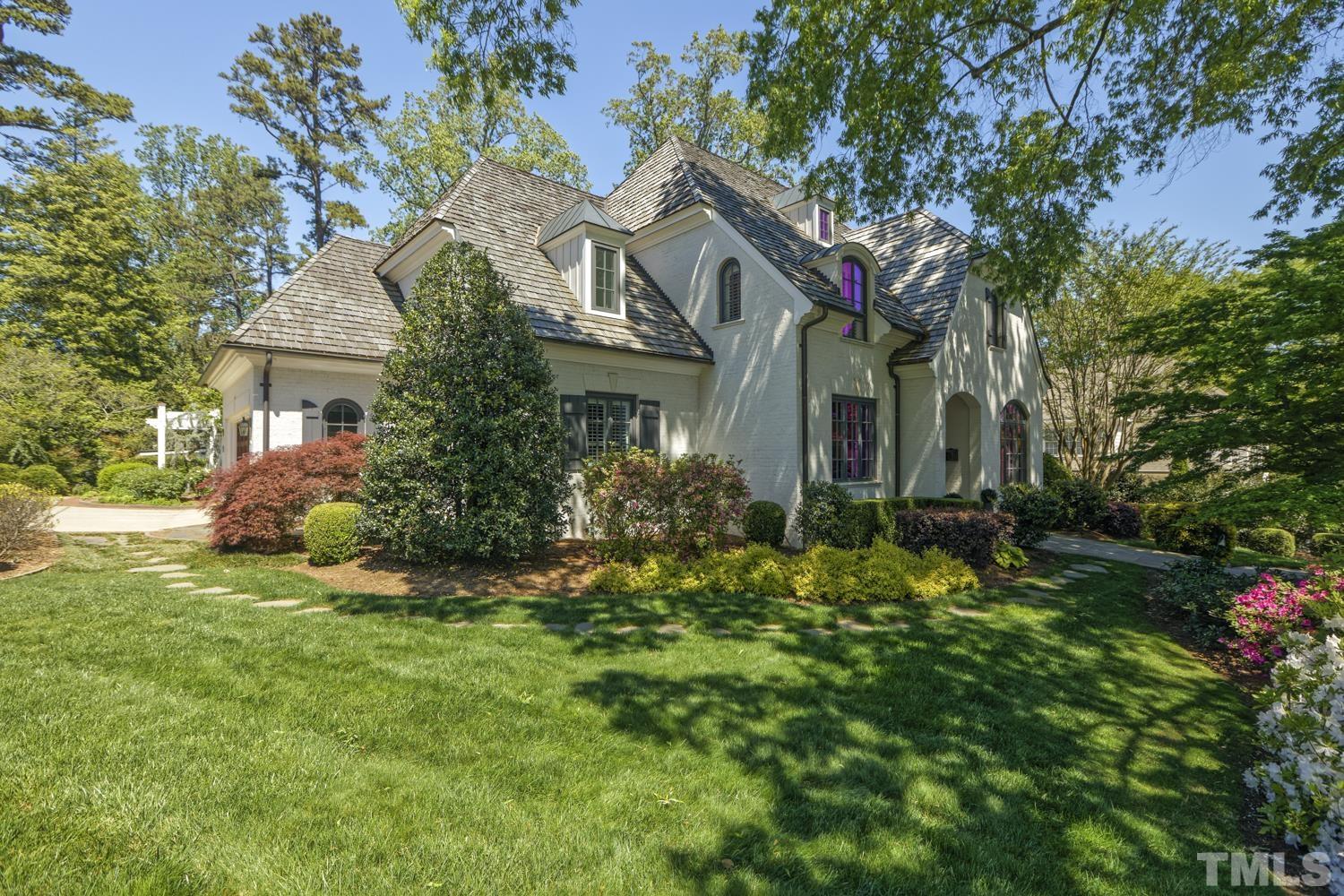 2642 Churchill Road Raleigh, NC 27608 - Photo 2 of 98