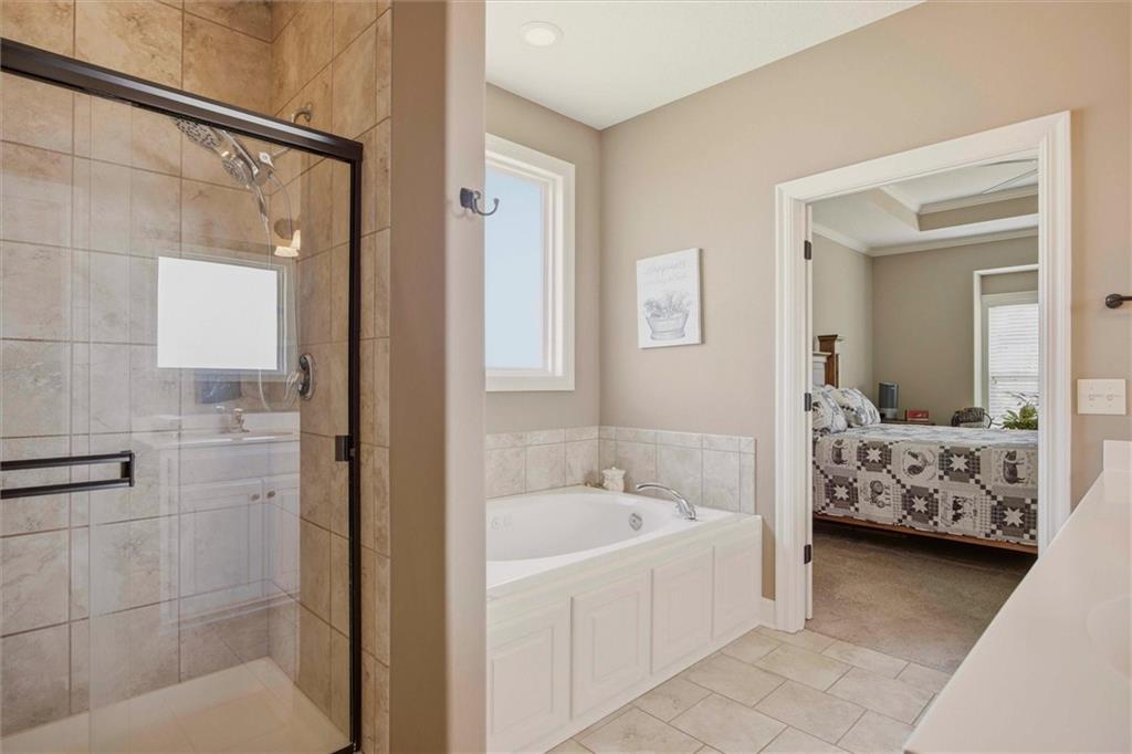 311 Crestview Court Raymore, MO 64083 - Photo 20 of 31