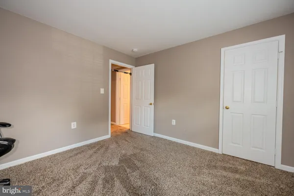 $2,250 | 110 Westwick Court, Unit 2, Sterling, VA 20165